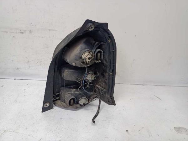 FEU ARRIERE GAUCHE SUZUKI ALTO 2002-2009 - Vue 2